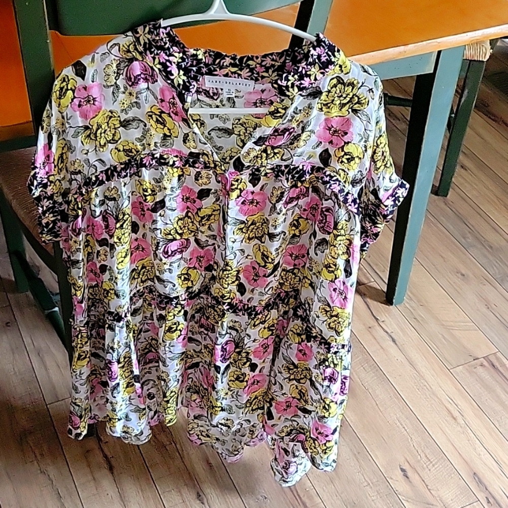 Womens shirt